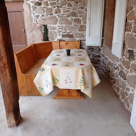 Plein pied dans maison de caractère Montjaux Esterno foto